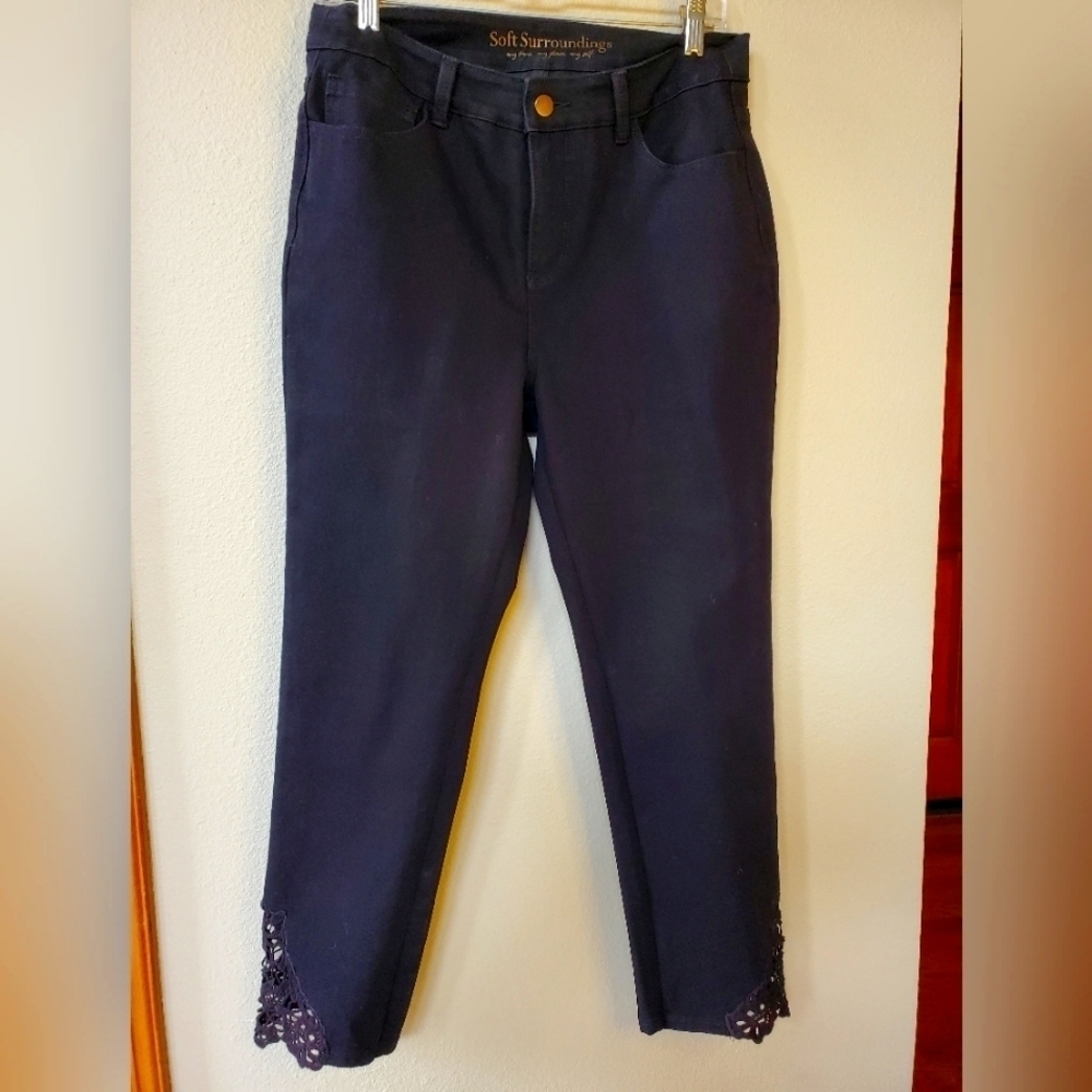 Soft Surroundings Black Jeans with Crocheted trim. Womens size 10P